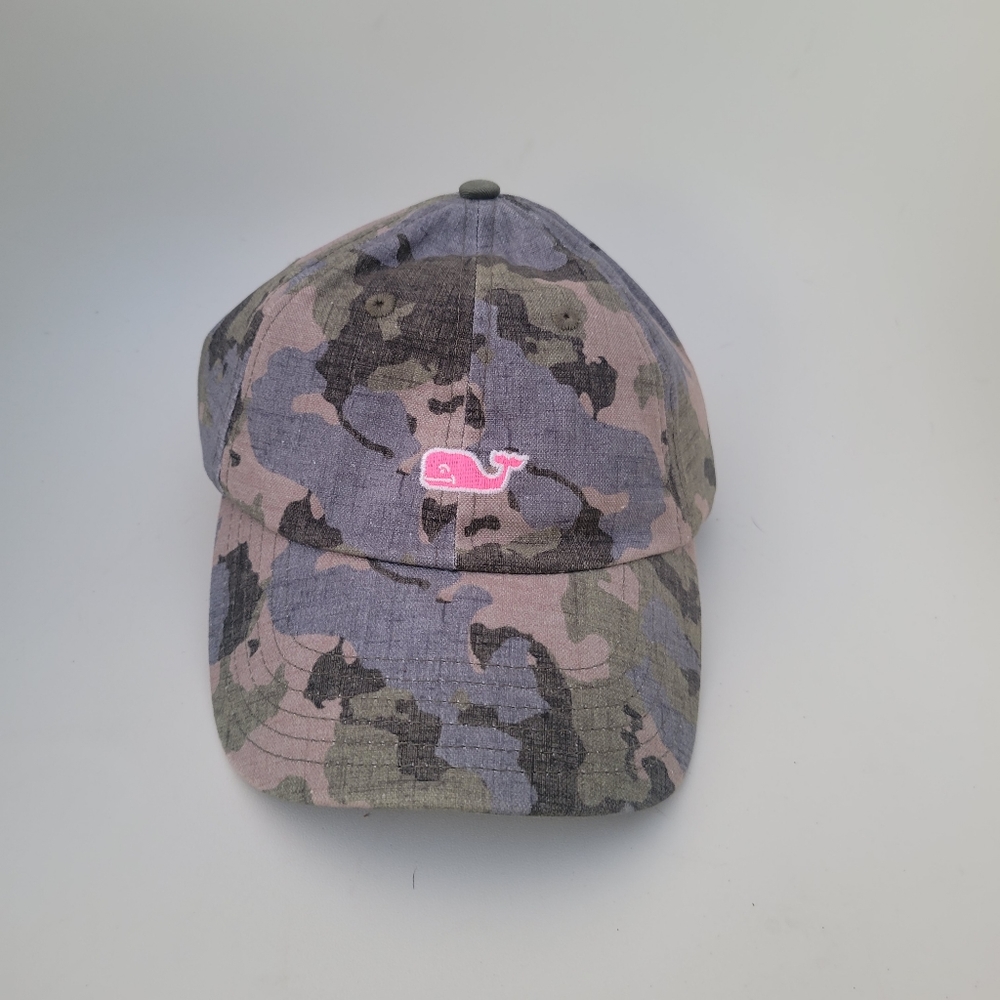 Vineyards camouflage hat